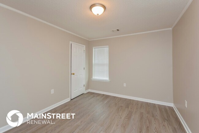 Building Photo - 1420 Saddlebrook Ct