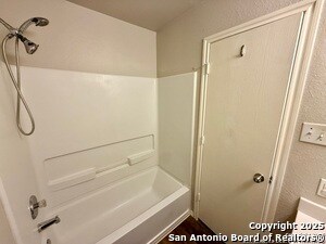 Building Photo - 9914 Kent