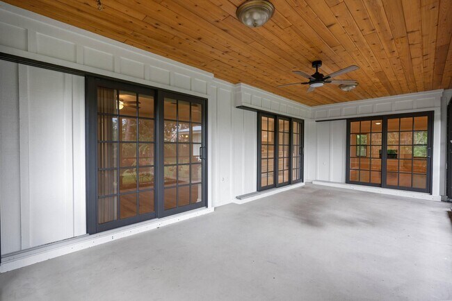 Building Photo - 19075 Talon Way