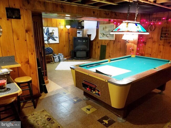 Building Photo - 324 Swarthmore Rd