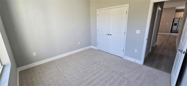 Building Photo - 307 Mendoza St