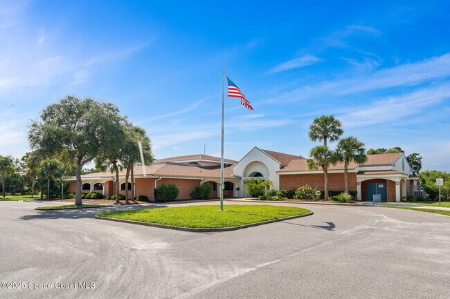 Building Photo - 1125 Jimmy Buffett Mem Hwy