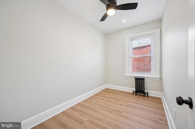 Building Photo - 928 S 50th St