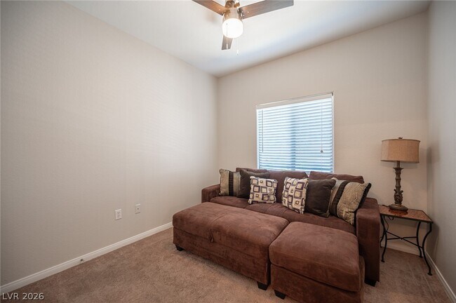 Building Photo - 7701 W Robindale Rd