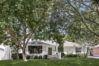 Building Photo - 6211 Marquita Ave