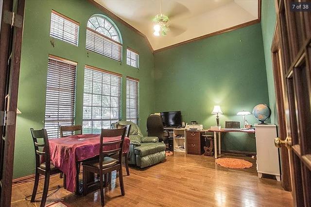 Building Photo - 6512 Mesa Ridge Ct