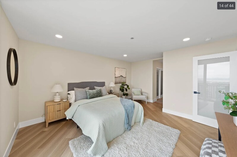 Building Photo - 2414 Front St