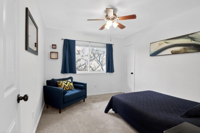 Building Photo - 1607 Gracy Farms Ln