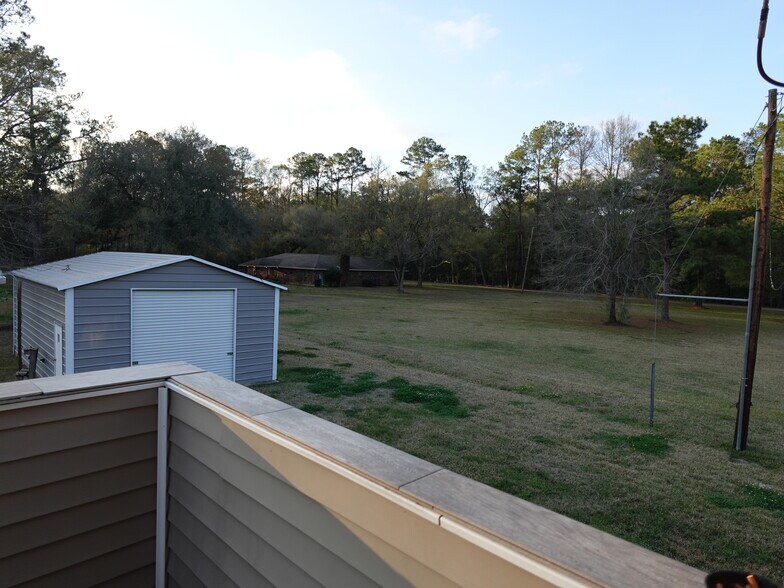 Building Photo - 45097 Greenbrier Rd