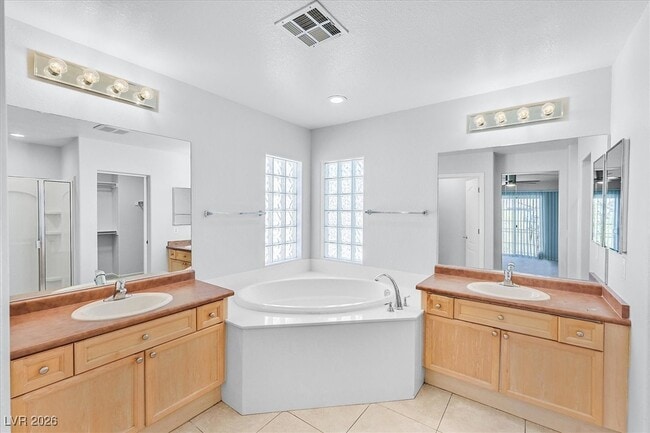 Building Photo - 7556 Creative Ct