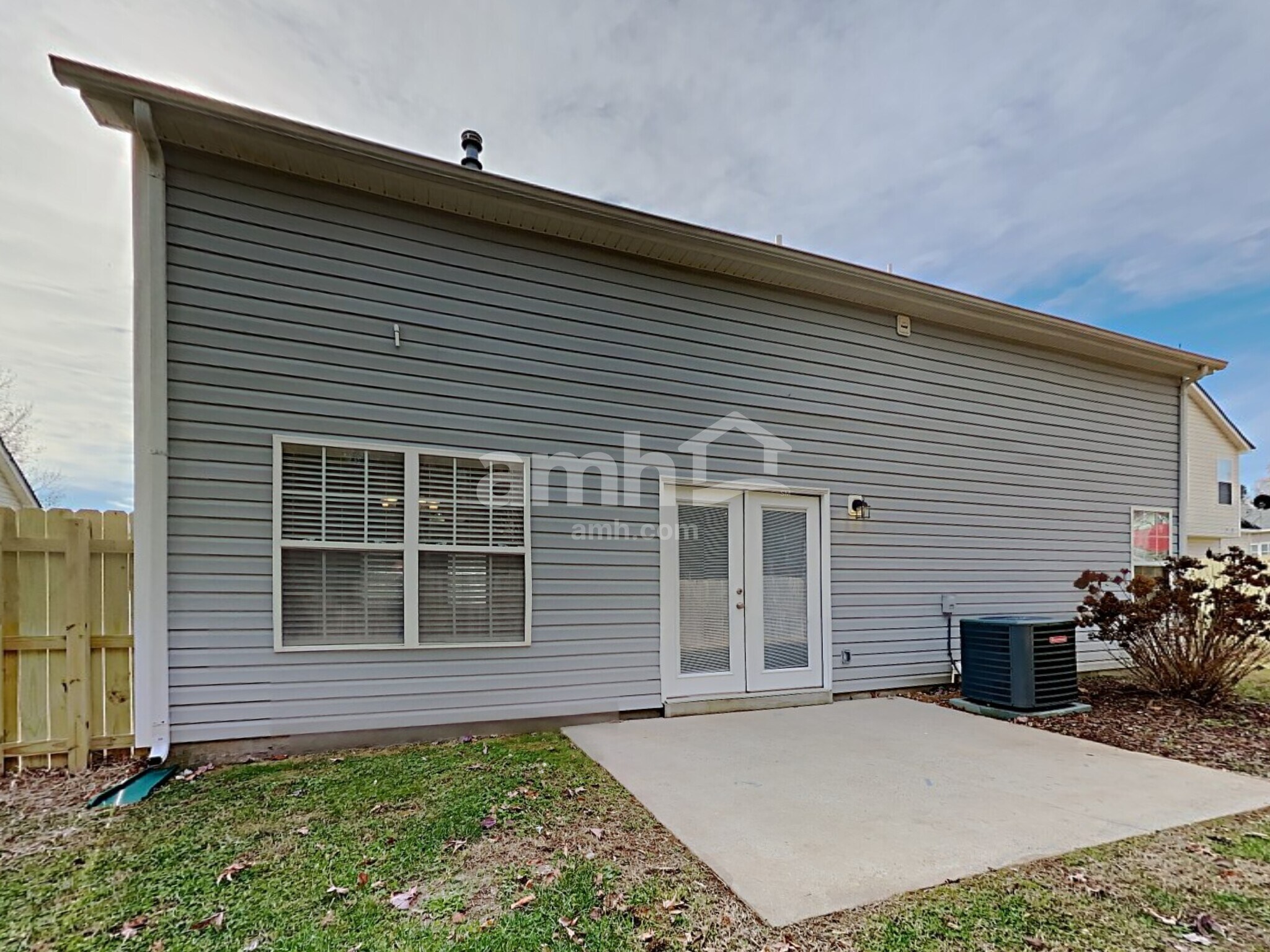 Building Photo - 106 Peterborough Dr