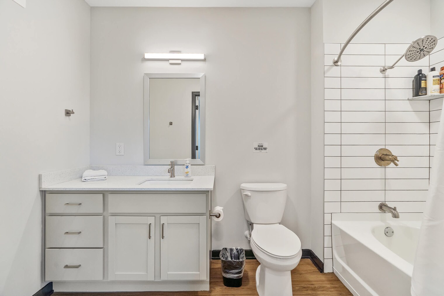 Building Photo - 423 E Michigan St