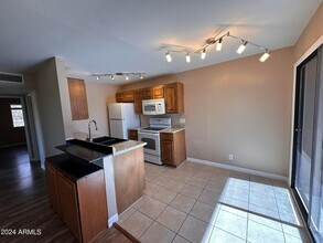 Building Photo - 14802 Yerba Buena Way