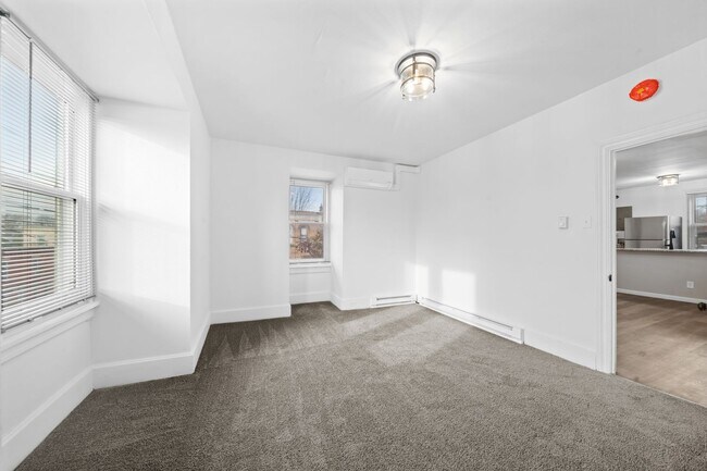 Building Photo - 1531 Green St