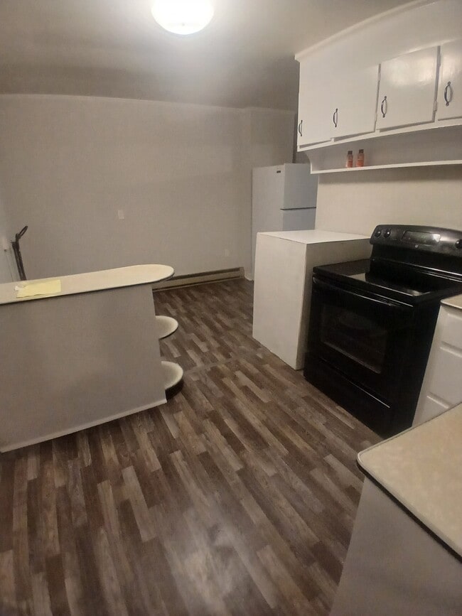 Building Photo - 7356 NC-62