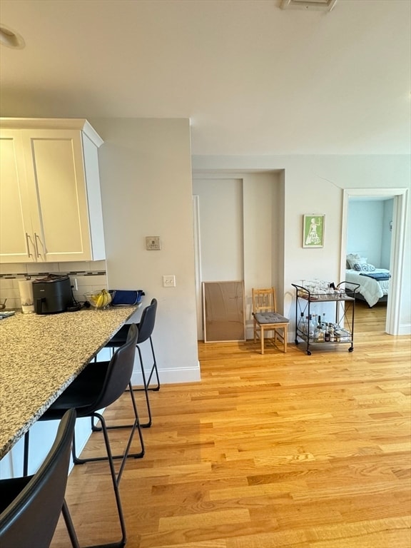 Building Photo - 387 W Broadway