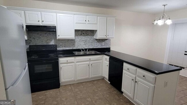 Building Photo - 6018 Creekerton Blvd