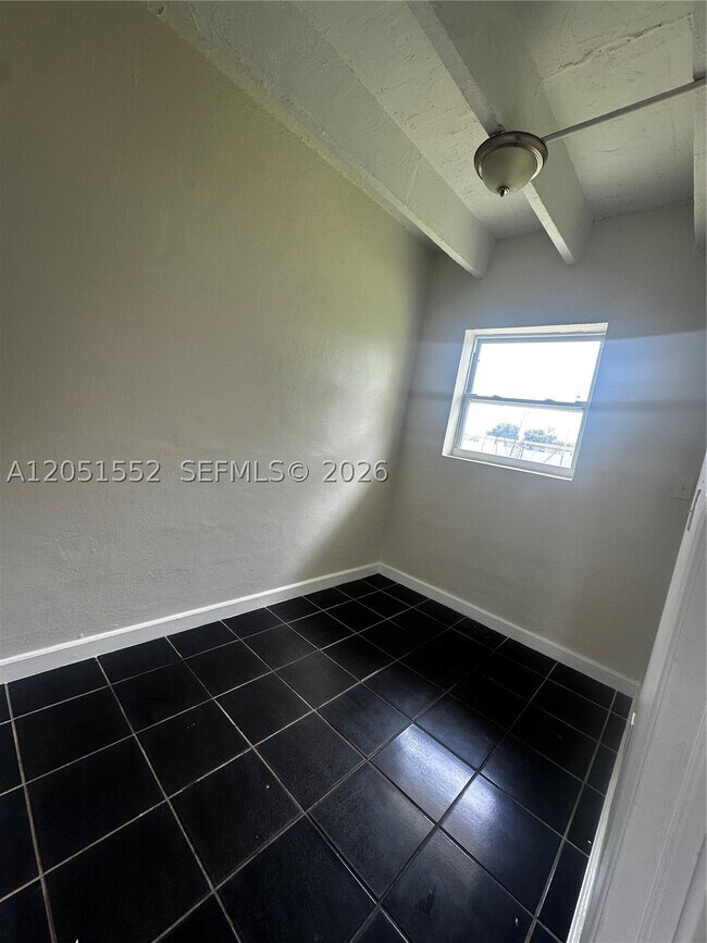 Building Photo - 26510 SW 138th Ave