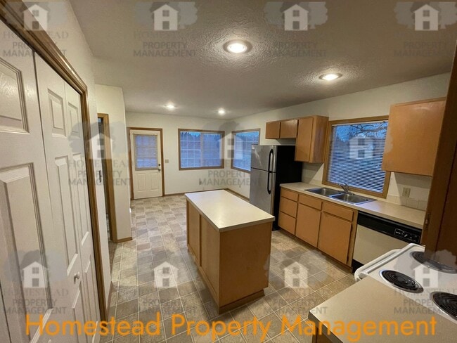 Building Photo - WELCOME TO YOUR NEW HOME!