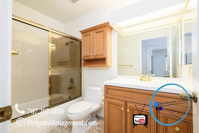 Building Photo - Benicia Hills 3 Bedroom Home