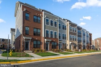 Building Photo - 602 Watermans Dr