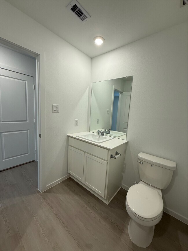 Building Photo - 18753 Loom dr