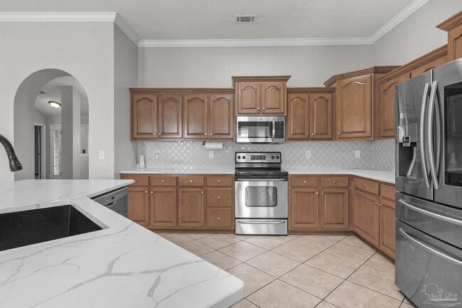 Building Photo - 2491 Parkridge Dr