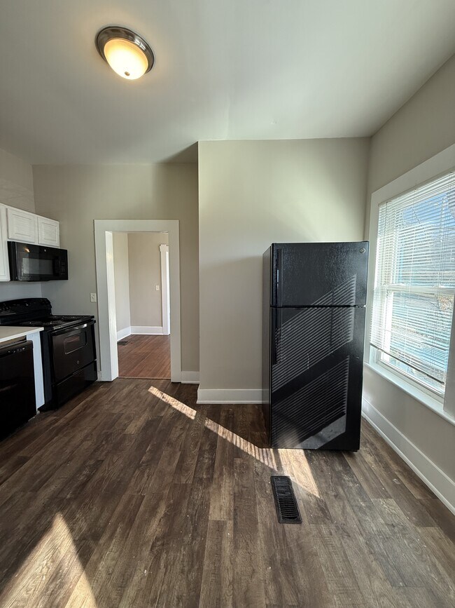 Building Photo - 2223 28th St N