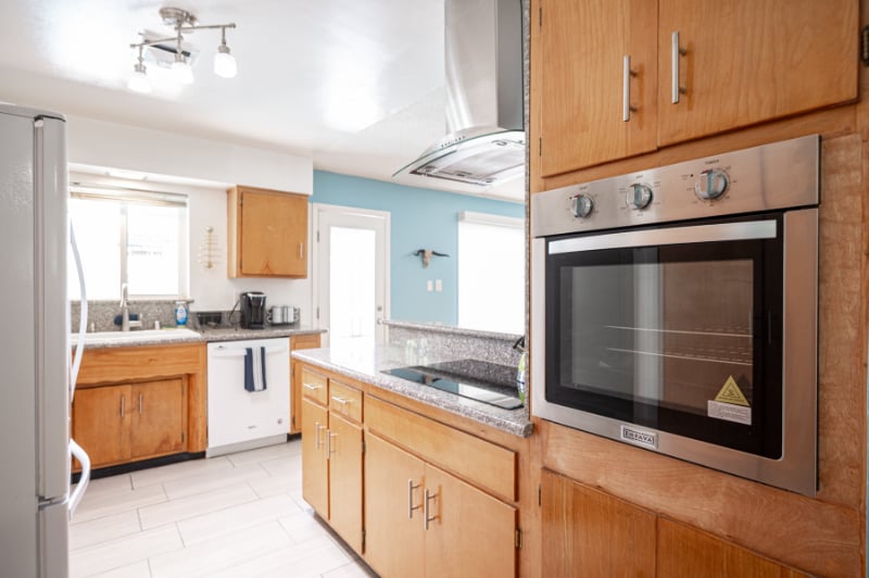 Building Photo - 1313 Hillside Pl