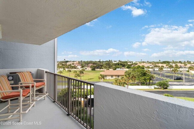 Building Photo - 215 Ballyshannon St