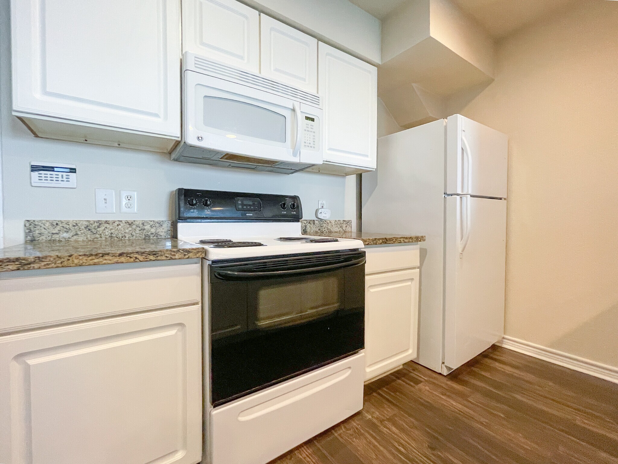 Building Photo - 309 Gurley Ln