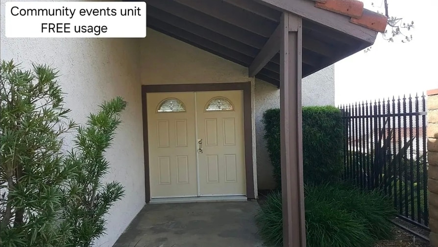 Building Photo - 832 Adelita St