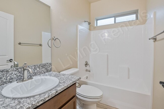 Building Photo - MOVE IN SPECIAL, $850 OFF FIRST MONTH