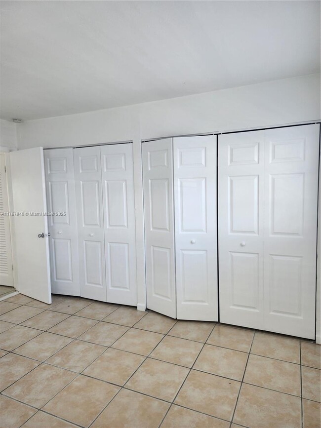 Building Photo - 7680 SW 82nd St