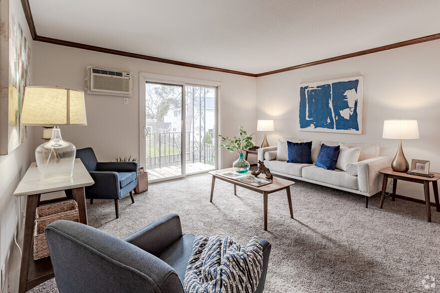 Living Room - Wayzata Lake Apartments