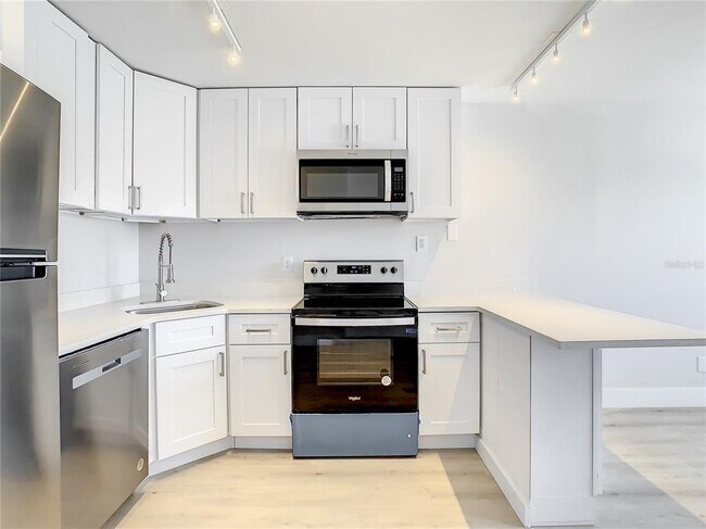 Building Photo - 4724 Walden Cir