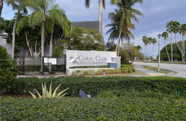 Primary Photo - 10381 SW 150th Ct
