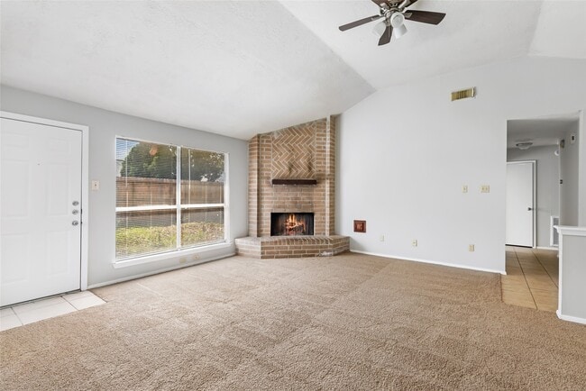 Building Photo - 7310 Maple Walk Dr