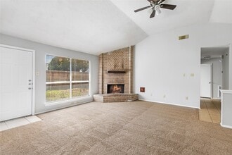 Building Photo - 7310 Maple Walk Dr