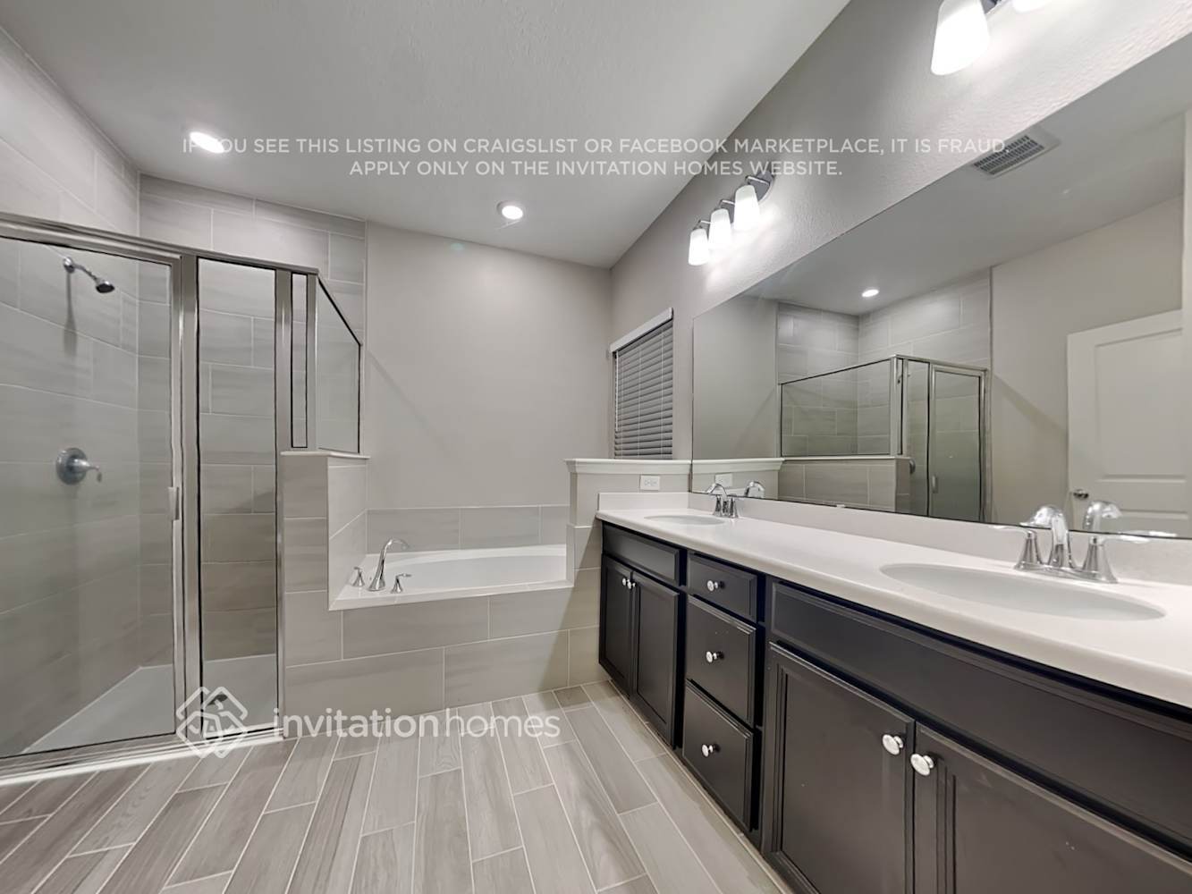 Building Photo - 9871 Lemon Grass Ln