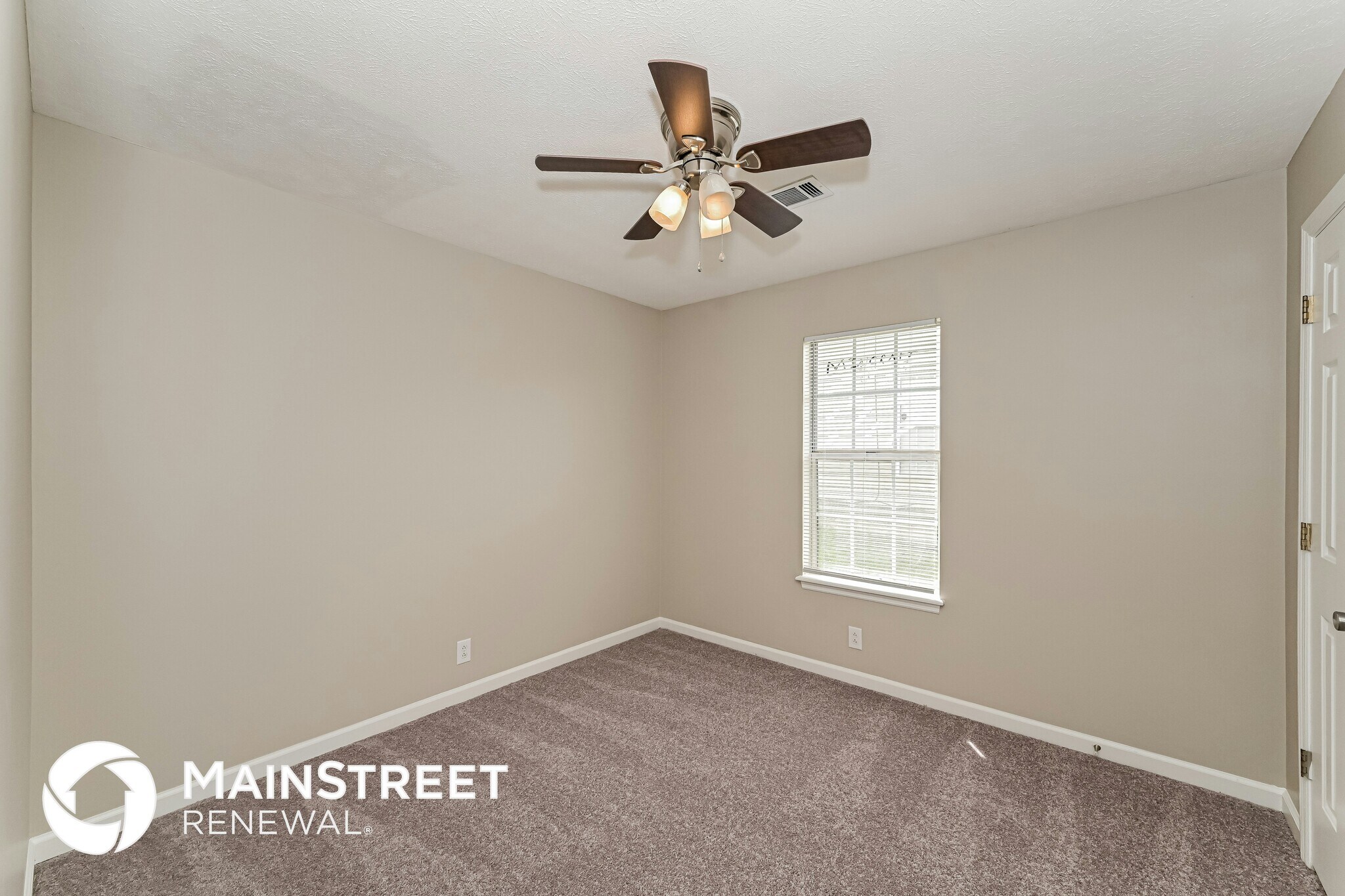 Building Photo - 4205 Laurenwood Dr