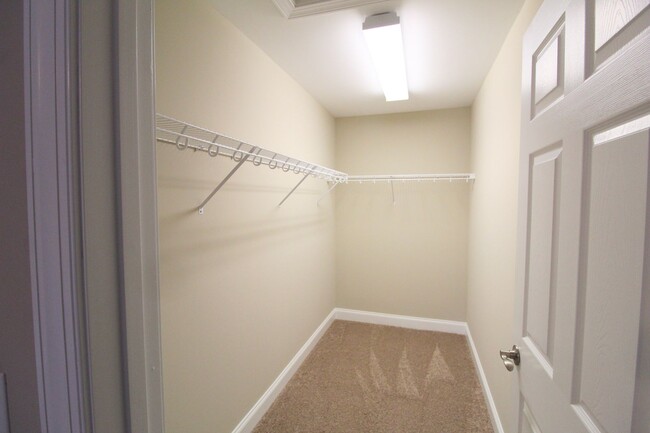 Building Photo - 500 Callaway Circle