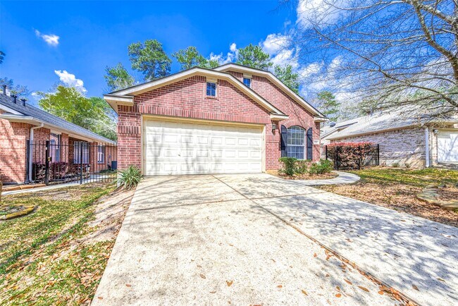 Building Photo - 134 E Foxbriar Forest Cir