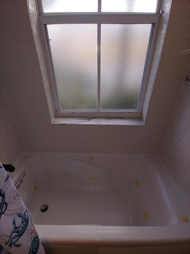 Building Photo - 3106 Shoma Dr