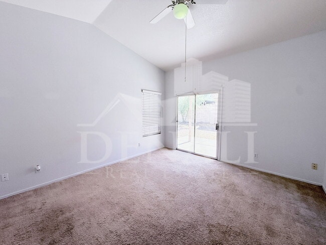 Building Photo - 6602 E Northridge St