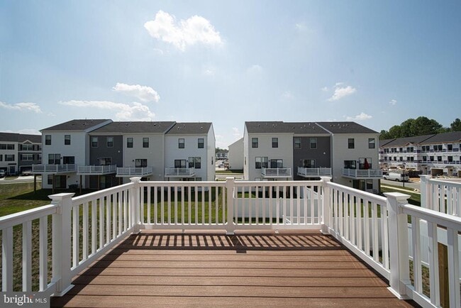 Building Photo - 442 Whirl Ln
