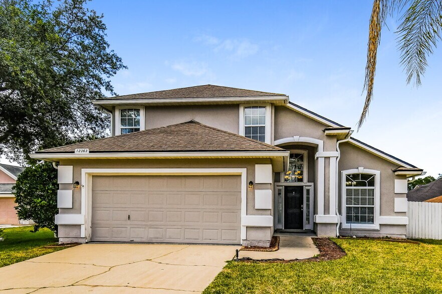 Building Photo - 12363 Guava Ct
