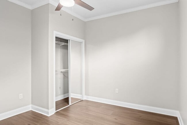 Building Photo - Riverside 2BR/2BA Cottage – Minutes from Downtown Knoxville