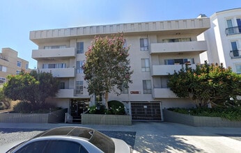 Building Photo - 815 S Shenandoah St