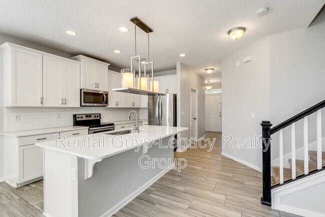 Building Photo - 14743 Rain Lily St